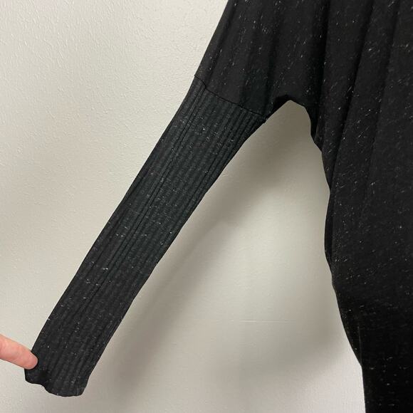 Lola & Sophie | Black Marled Turtleneck Long Dolman Sleeve Oversized Tunic Top - Picture 5 of 9